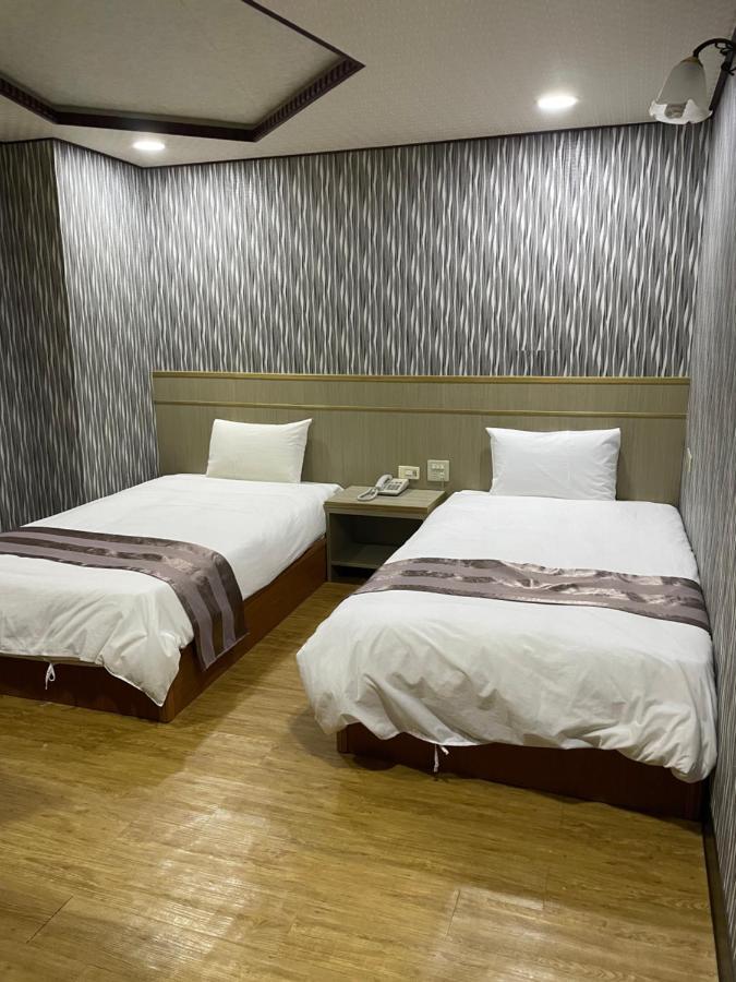 Mei Hua Hotel Гаосюн Экстерьер фото