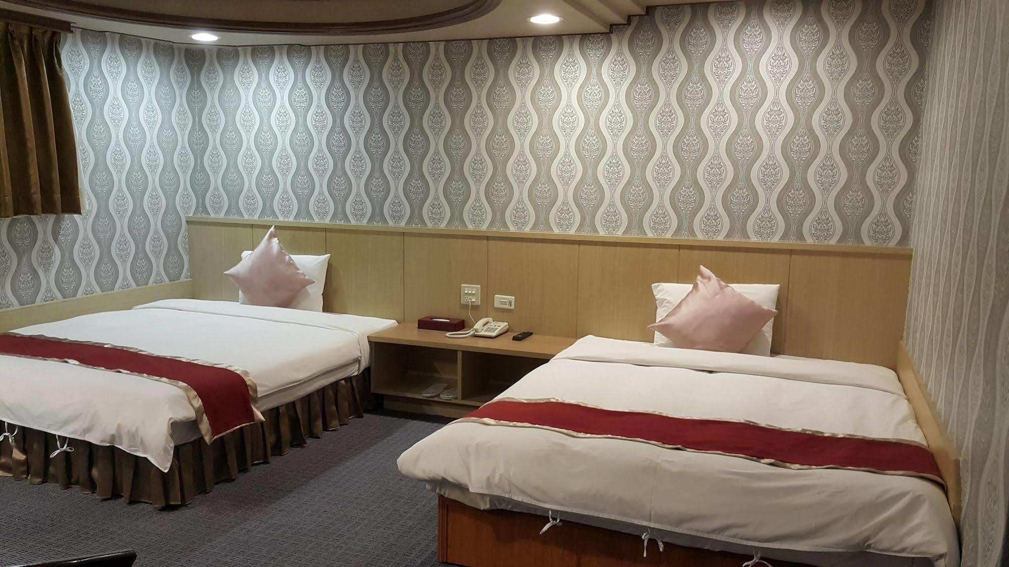 Mei Hua Hotel Гаосюн Экстерьер фото